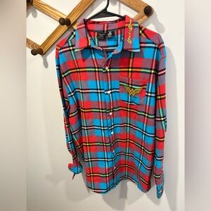 CAKEWORTHY-Wonder Woman long sleeve plaid flannel button-up shirt.